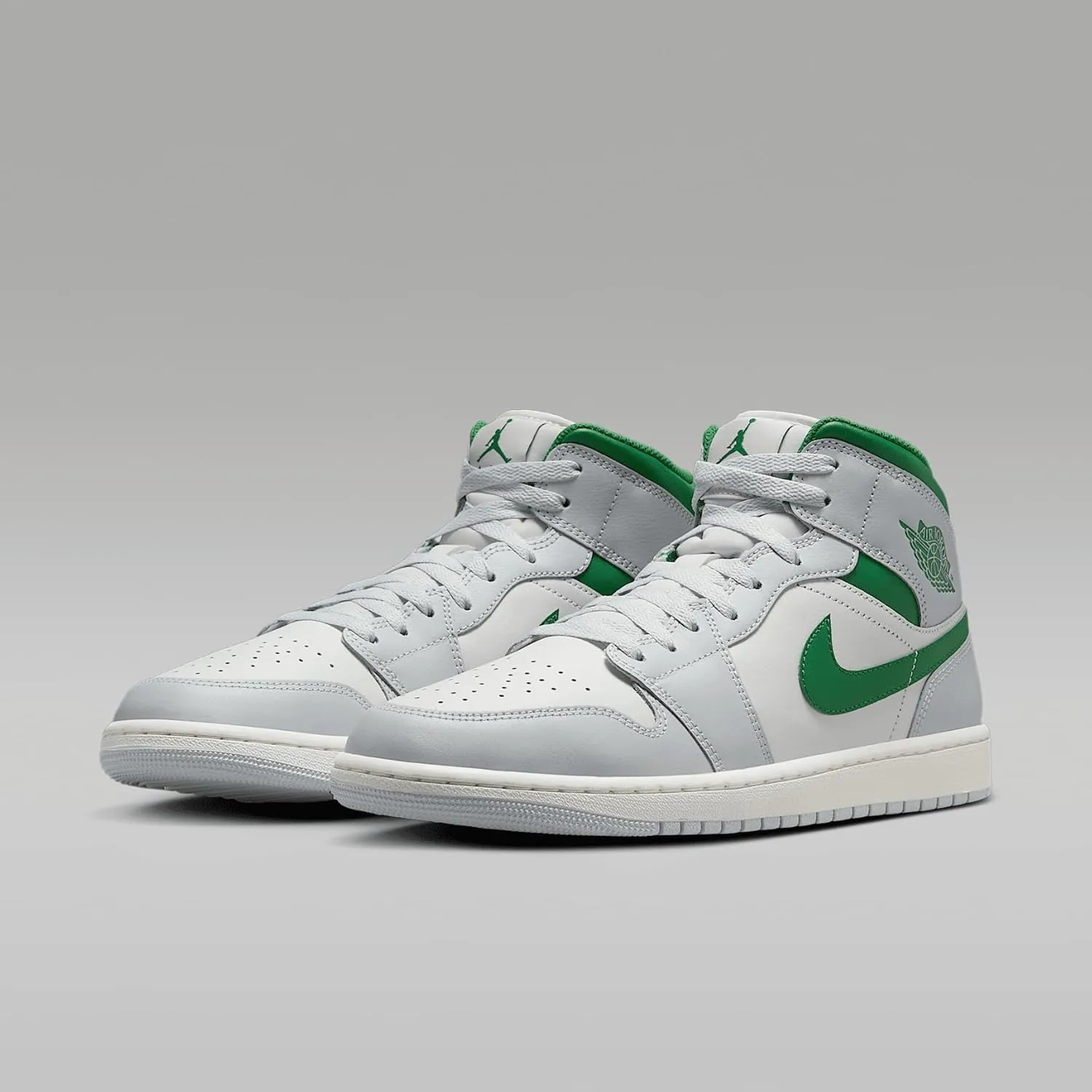 Air Jordan 1 Mid Men's Shoes (DQ8426-142, ummit White/Pure Platinum/Sail/Pine Green)