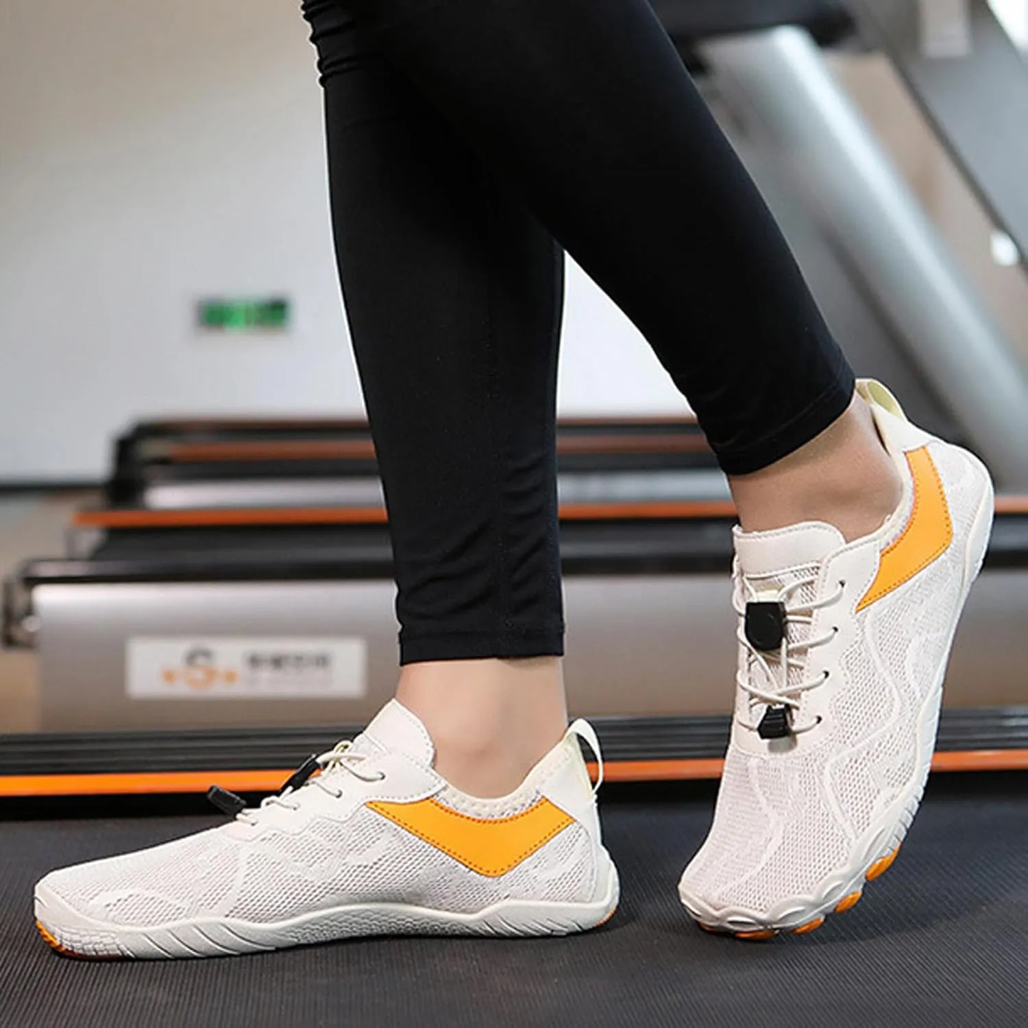 Athletic Fashion Sneakers for Men Lightweight Breathable Slip On Running Shoe Men's Breathable Barefoot Shoes