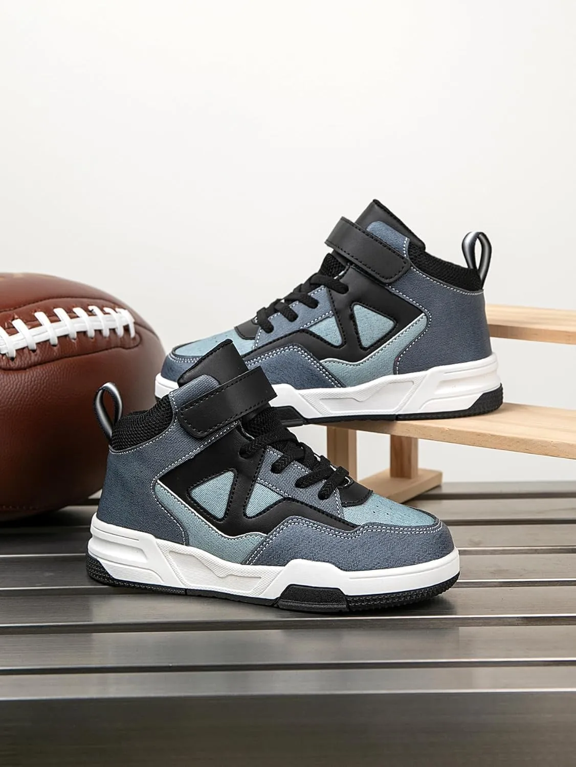 Boys Girls Outdoor Indoor Board Shoes with Leather Upper, Breathable and Comfortable with Soft Padded Neck, Fashionable Retro Street Style, Basketball Shoes Suitable for All Seasons