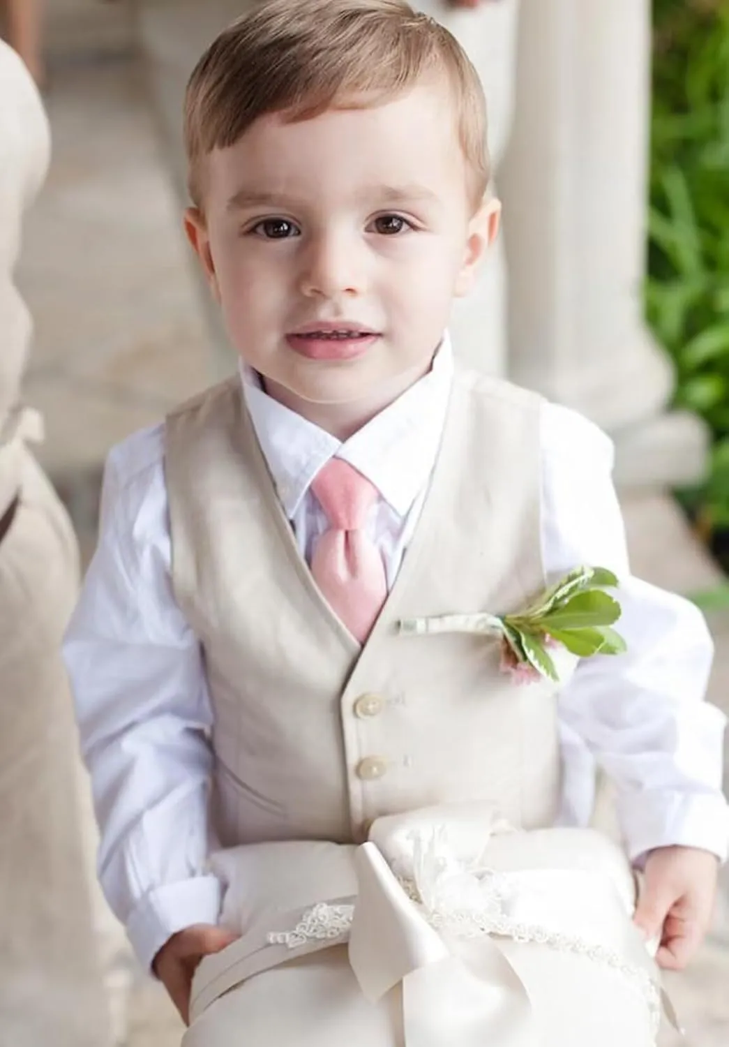 Boys Linen Shorts Suit Summer Vest Suit Set for Boys Slim Fit Formal 3 Piece Kids Tuxedo Beach Wedding Outfit with Tie