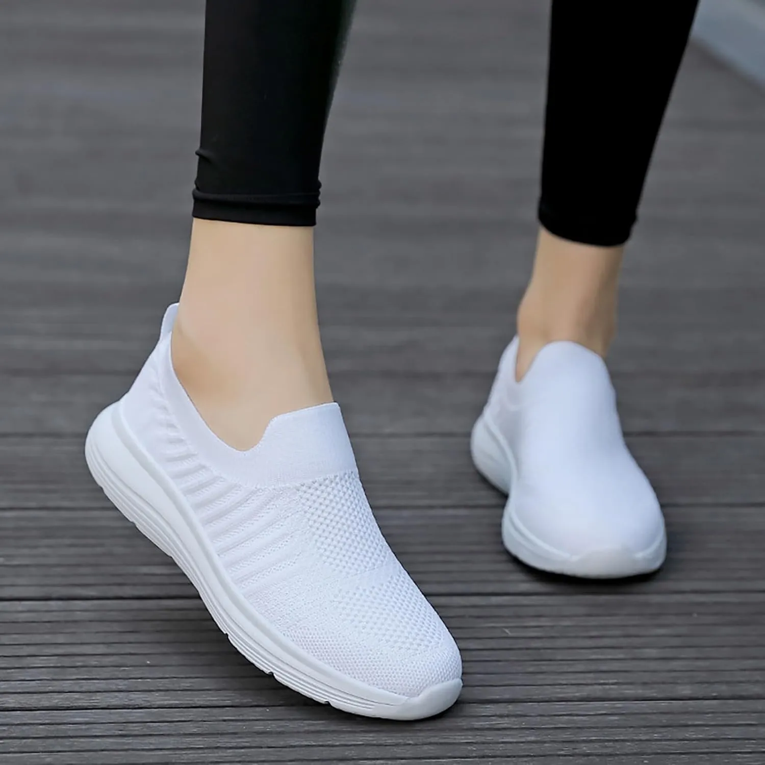 Casual Boat Shoes for Women Slip On Air Cushioned Classic Comfort Flat Fashion Tennis Sneakers Non Slip Walking Sports Breathable Comfortable Lightweight Jogging Shoes for Gym Travel