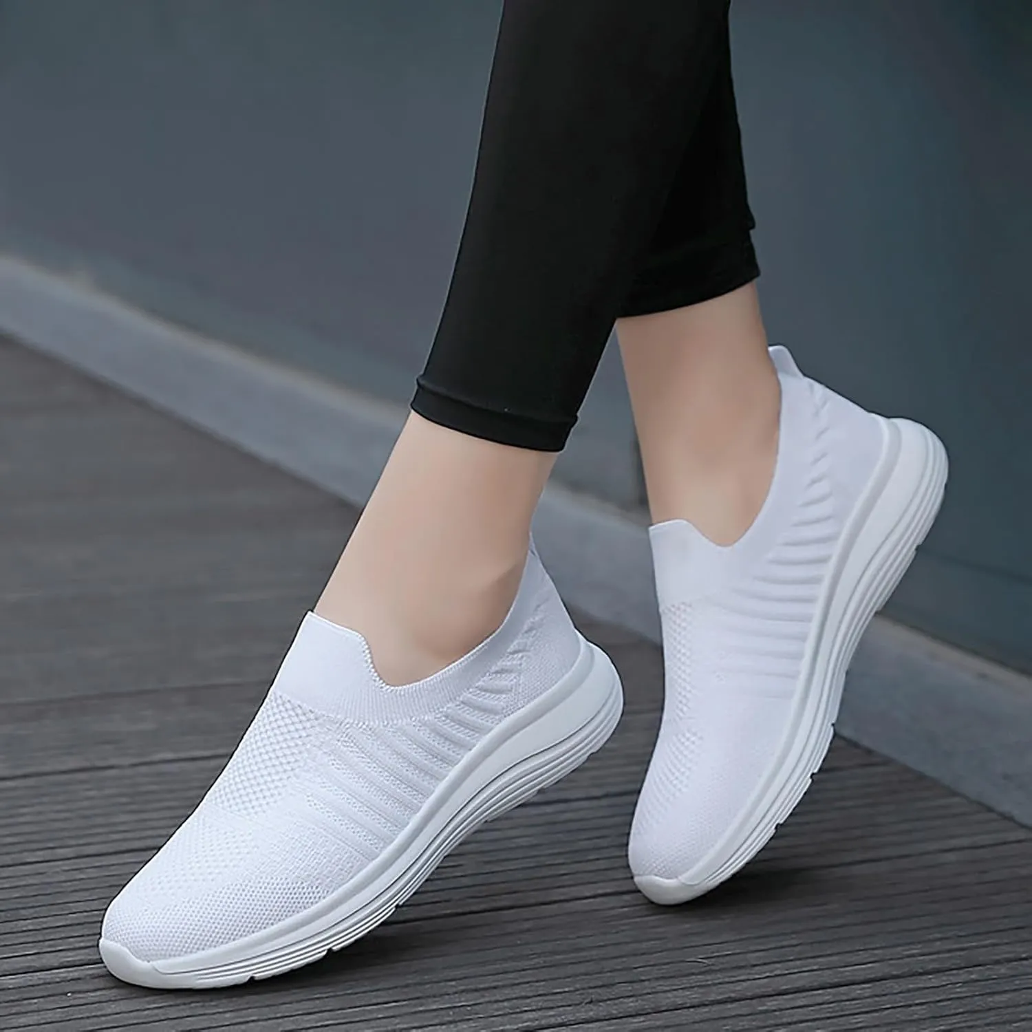 Casual Boat Shoes for Women Slip On Air Cushioned Classic Comfort Flat Fashion Tennis Sneakers Non Slip Walking Sports Breathable Comfortable Lightweight Jogging Shoes for Gym Travel