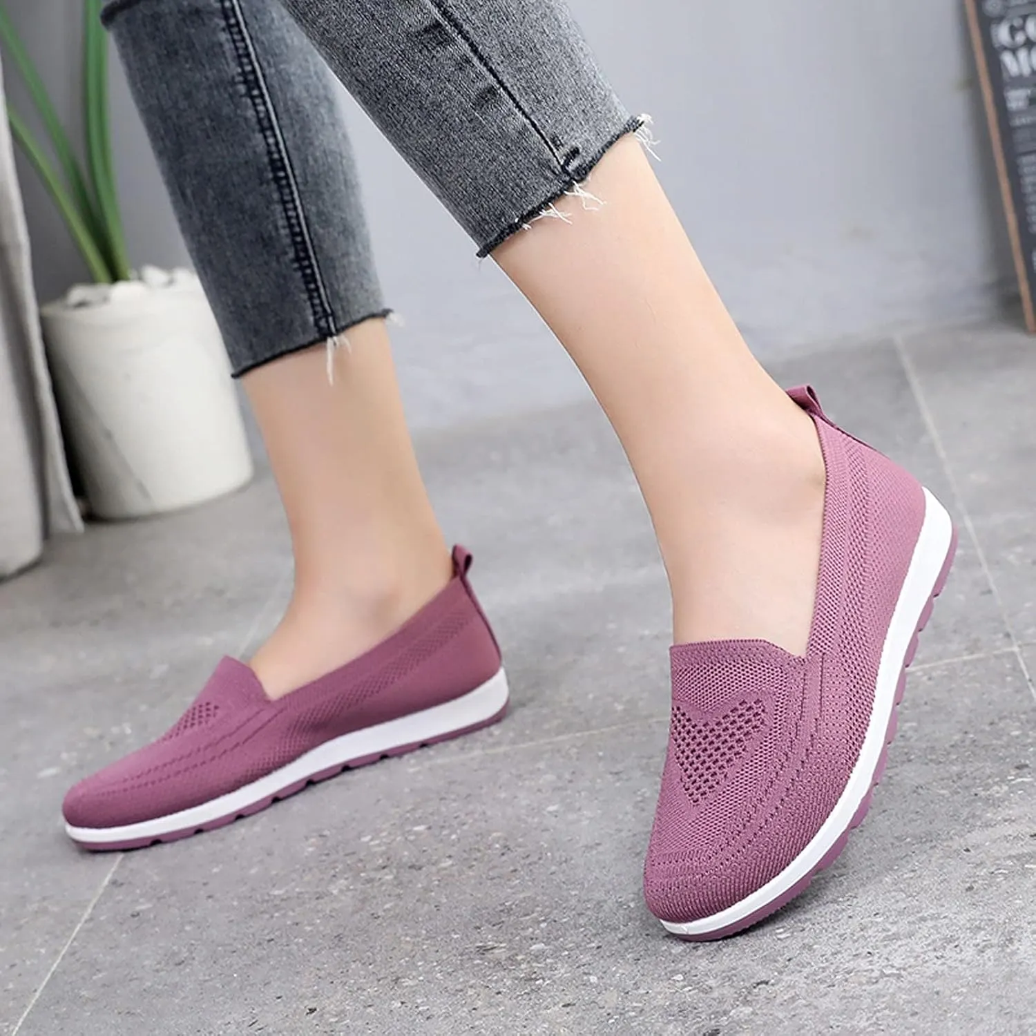 Casual Boat Shoes for Women Slip On Breathable Comfortable Lightweight Classic Comfort Flat Fashion Sneakers Non Slip Air Cushioned Casual Tennis Walking Sports Shoes for Gym Travel