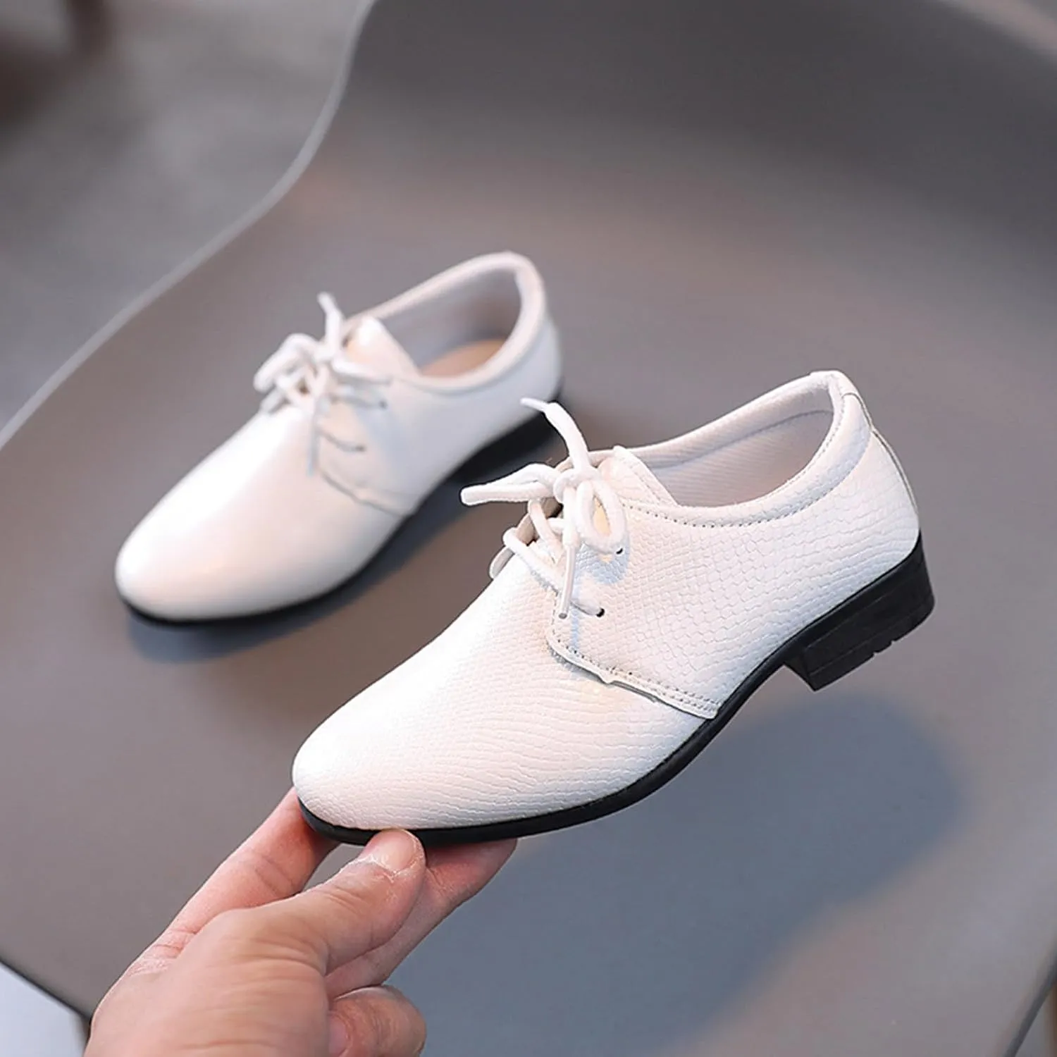 Children Boys Leather Shoes Soft Leather Performance Lace Up British Casual Embossed Kids Shoes Size 13 Boys Sneakers