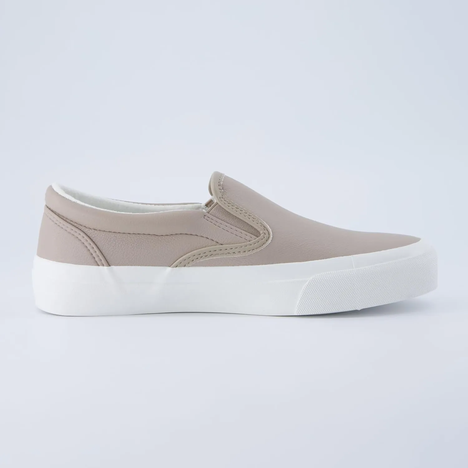 CUSHIONAIRE Ferris Fashion Slip On Sneakers for Women  Laceless Everyday Casual Womens Shoes with Cushioned Insole and Flexible Sole for Effortless Comfort and Style