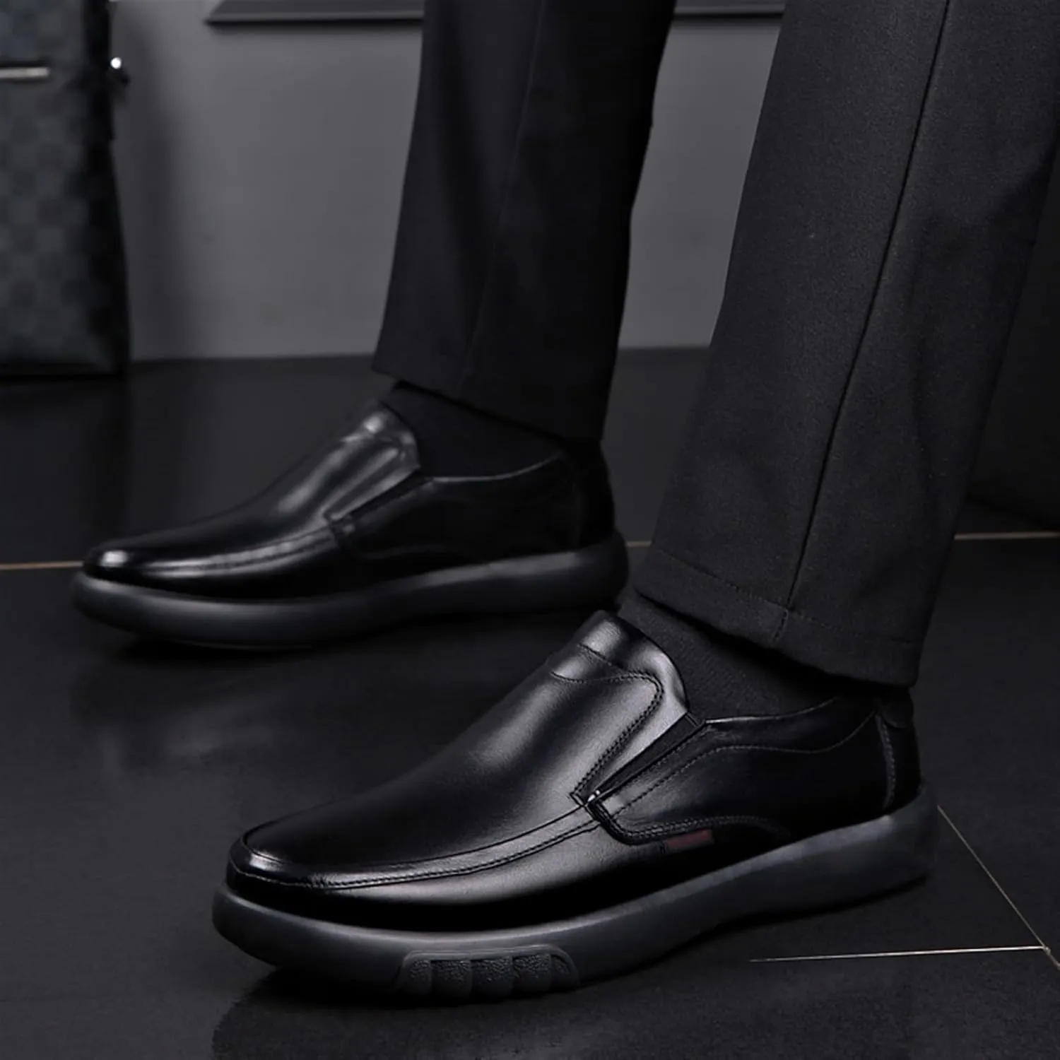 Dress Shoes for Men Men's Casual Leather Flats Stylish Driving Sneakers for Everyday Comfort