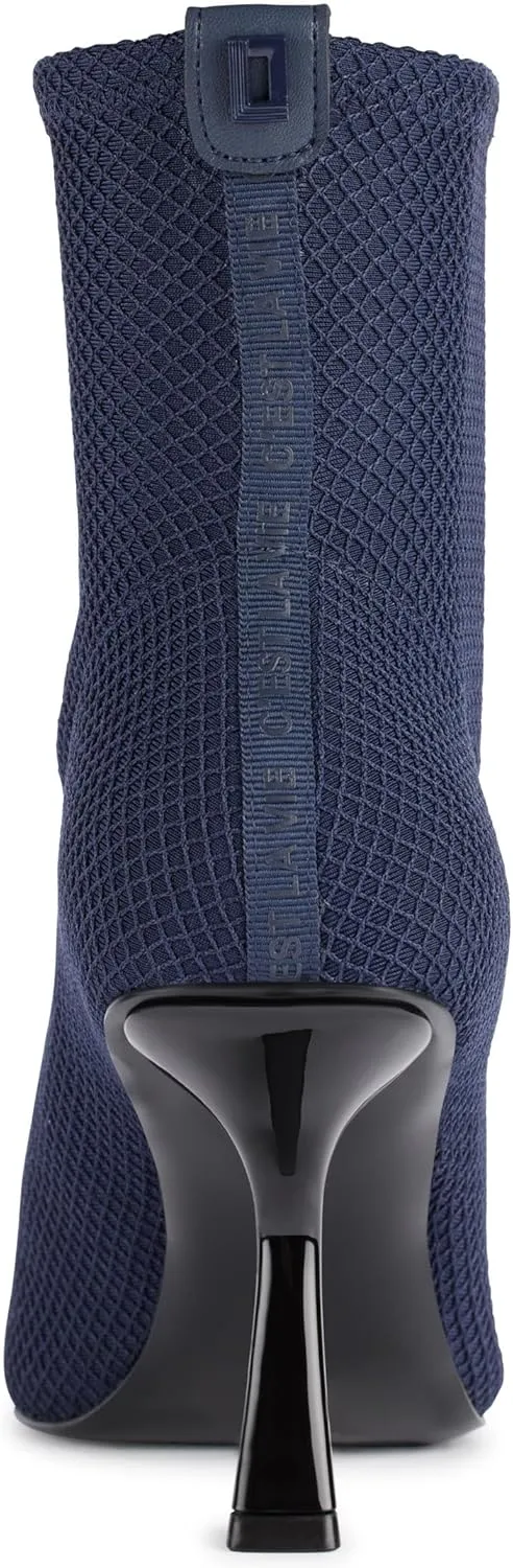 KARL LAGERFELD womens Kelsa Everyday Heeled Bootie