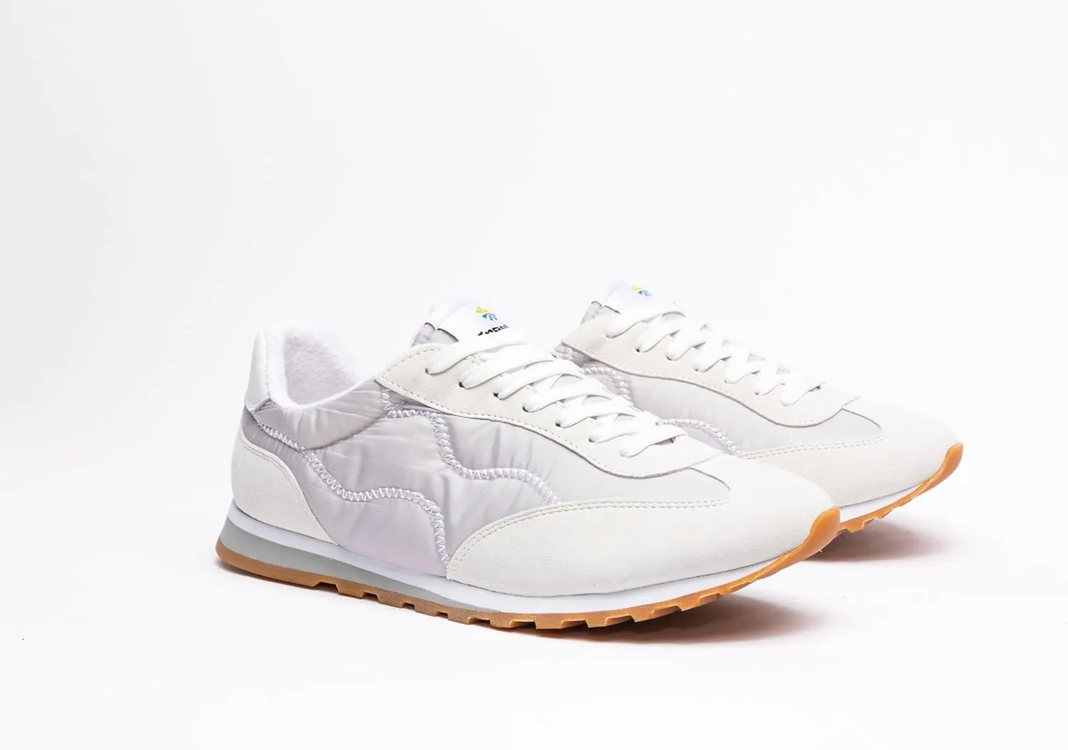 Lo Pro Runner, Vintage Fashion Sneakers. Lightweight Walking and Comfortable Everyday Shoes. Nylon-Suede, Rubber Sole