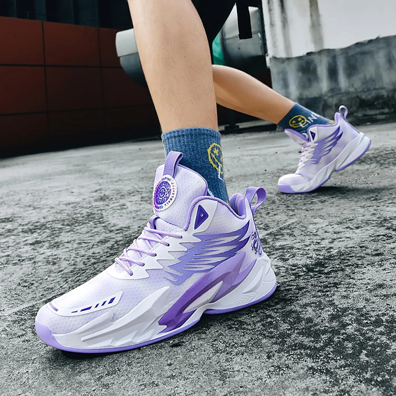Men's Basketball Shoes Anti-Slip Breathable Womens School Training Running Shoes Fahsion Sneakers Comfortable Outdoor Gym Shoes