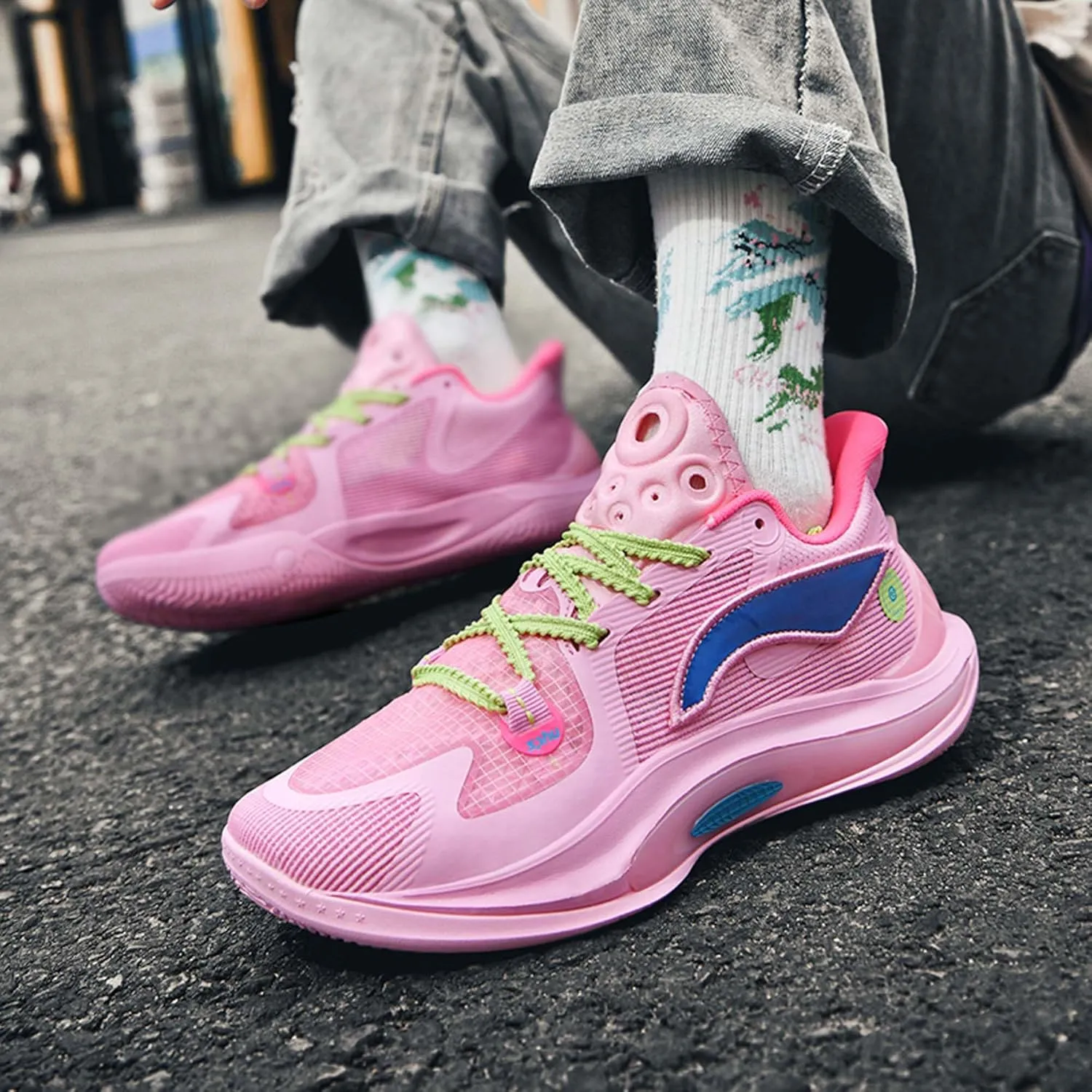 Men's Basketball Shoes Breathable Mesh Sports Running Outdoor Training Athletic Shoes Non-Slip Cushioning Fitness Tennis Shoes Comfortable Casual Walking Sports Men's Shoes