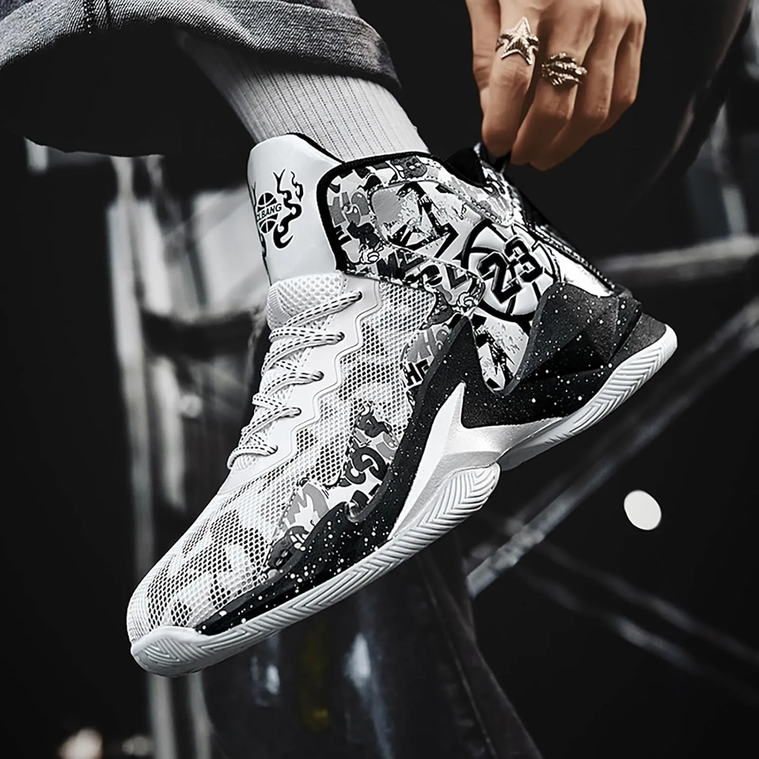 Men's Basketball Shoes No-Slip Breathable Outdoor Shoes Women's Fashion Graffiti Training Shoes