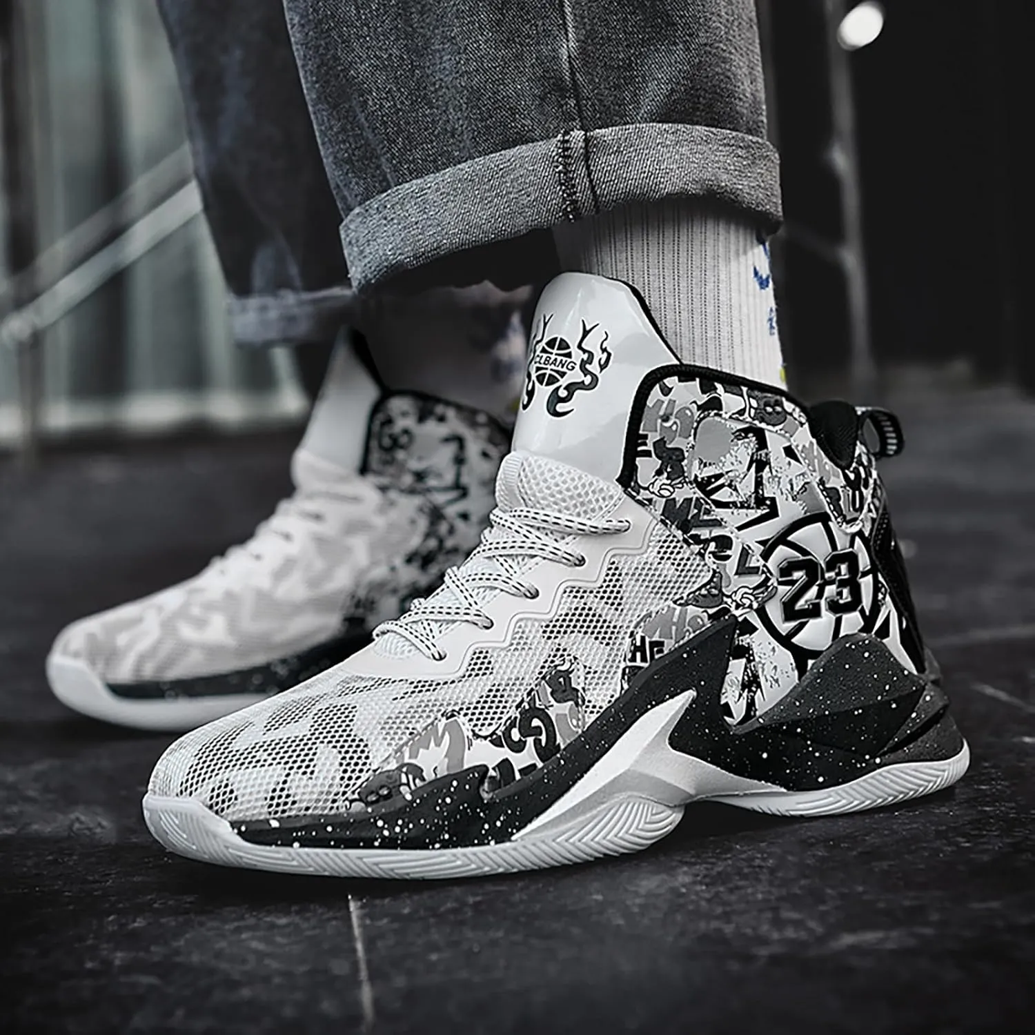 Men's Basketball Shoes No-Slip Breathable Outdoor Shoes Women's Fashion Graffiti Training Shoes