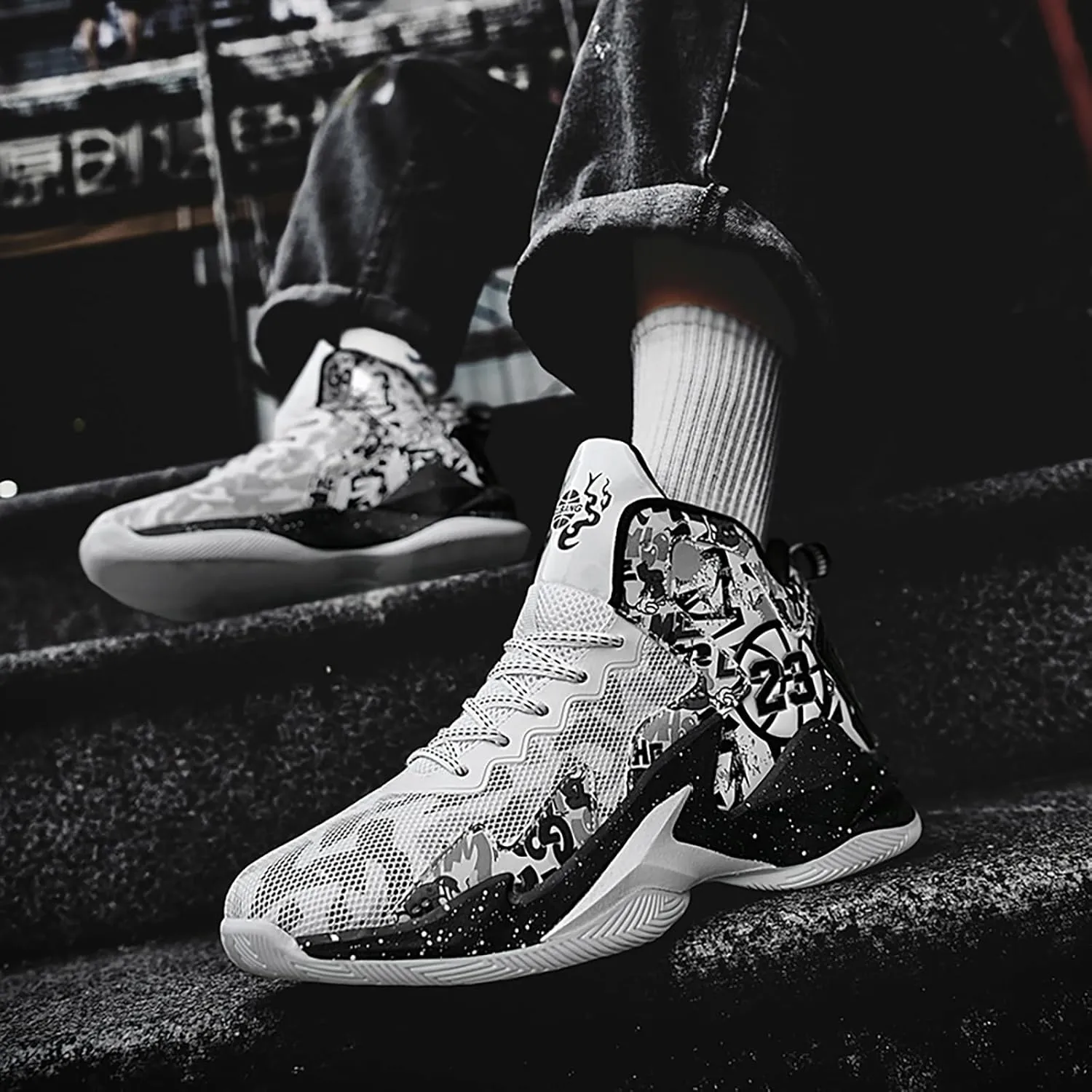 Men's Basketball Shoes No-Slip Breathable Outdoor Shoes Women's Fashion Graffiti Training Shoes