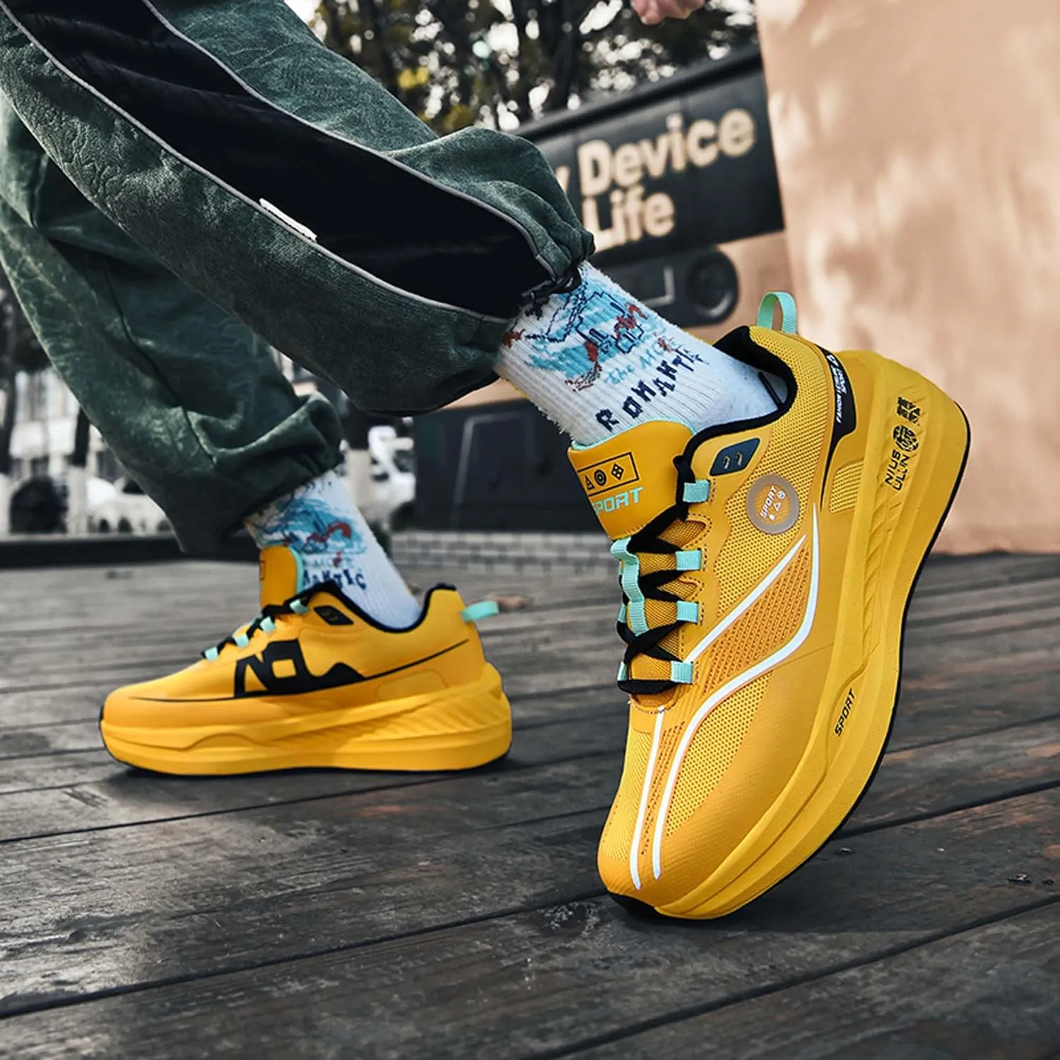 Men's Breathable Running Shoes Fashion Sneakers Women's Outdoor Anti-Slip Cushion Training Jogging Tennis Fitness Shoes Fashion Basketball Shoes