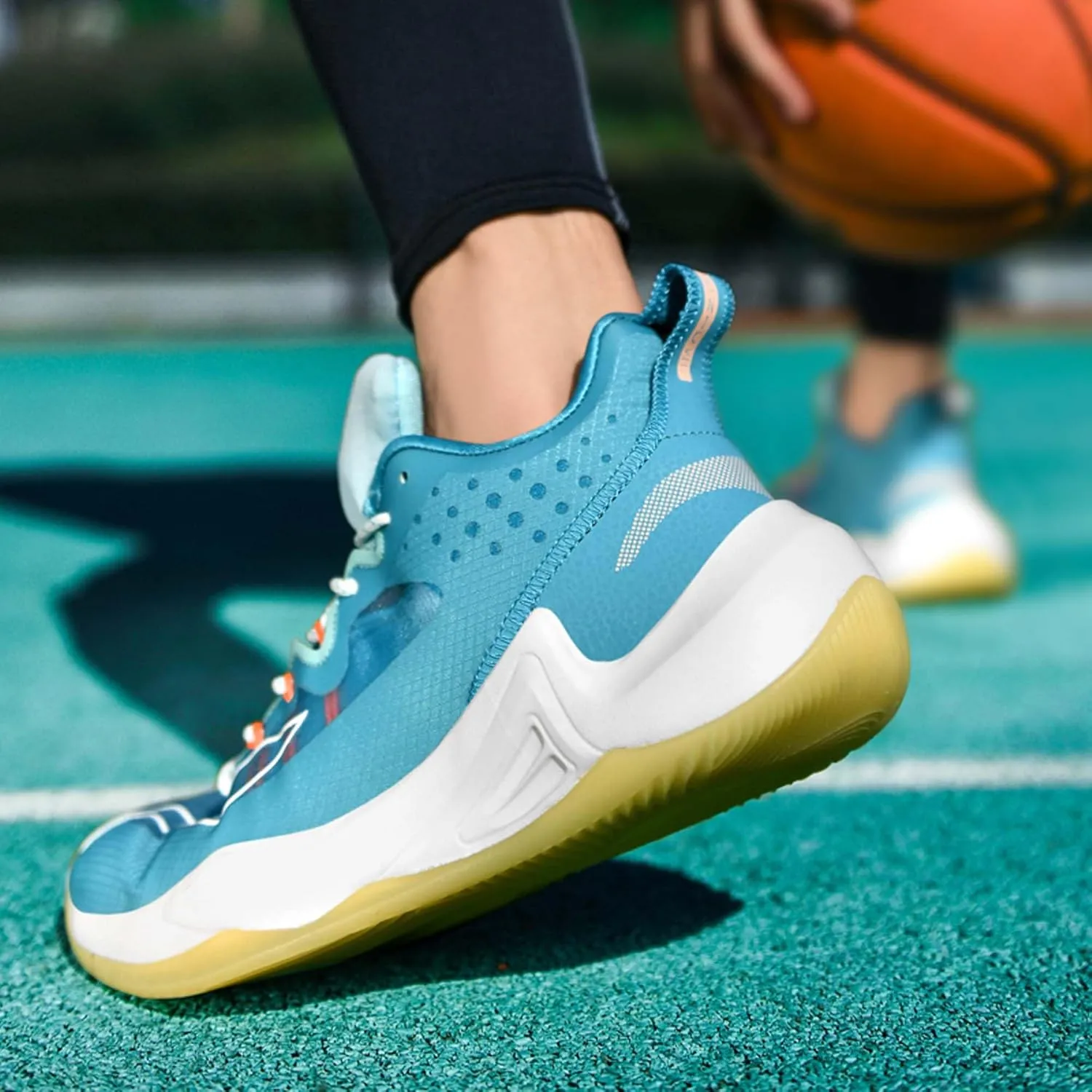 Men's Fashion Basketball Shoes Non-Slip Breathable Running Sneakers Outdoor Casual Sports Walking Shoes Street Personalized Trend Basketball Sneakers