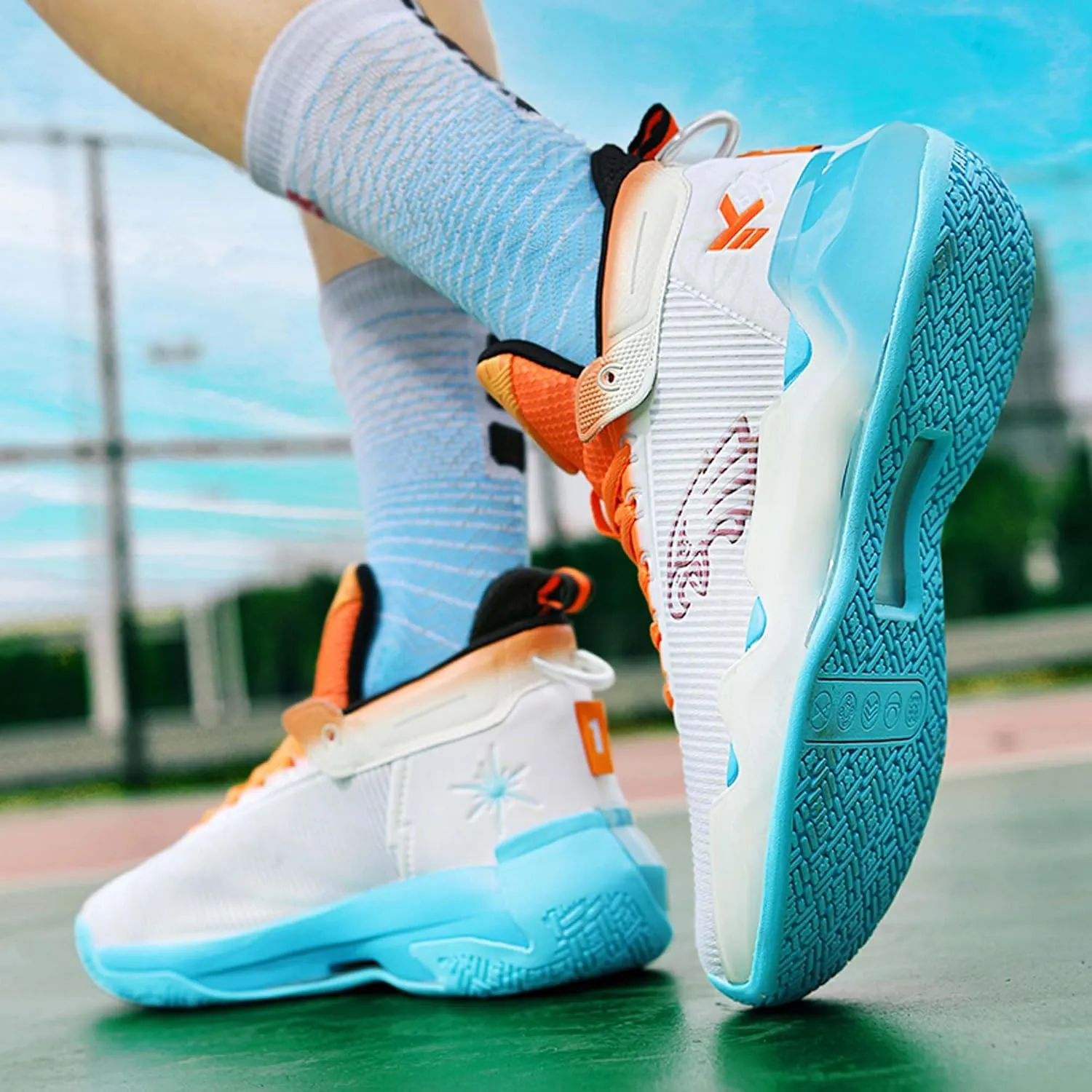 Men's Fluorescent Basketball Shoes Fashion Sneakers Indoor and Outdoor Basketball Game Training Shoes Women's Outdoor Fitness Running Shoes Men's High Top Basketball Shoes