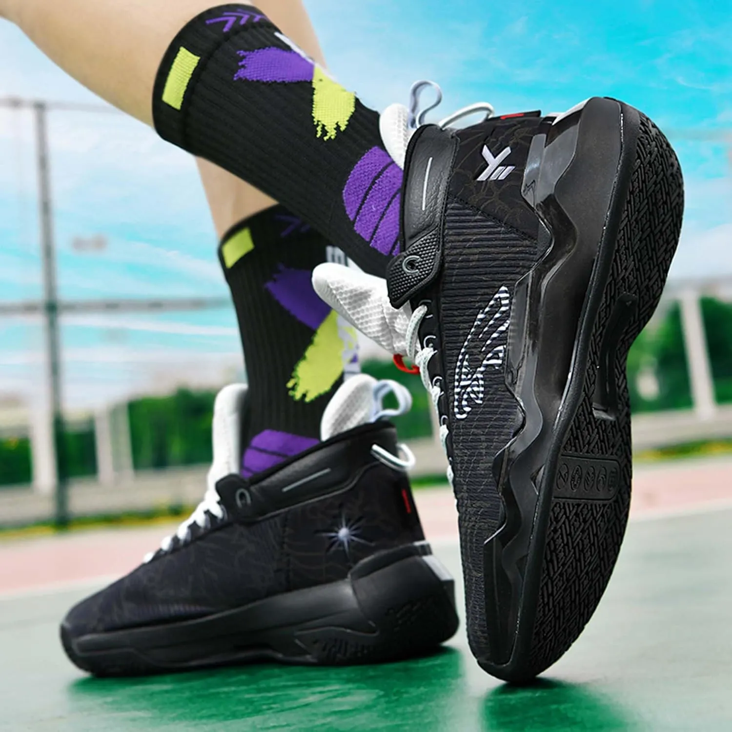 Men's Fluorescent Basketball Shoes Fashion Sneakers Indoor and Outdoor Basketball Game Training Shoes Women's Outdoor Fitness Running Shoes Men's High Top Basketball Shoes