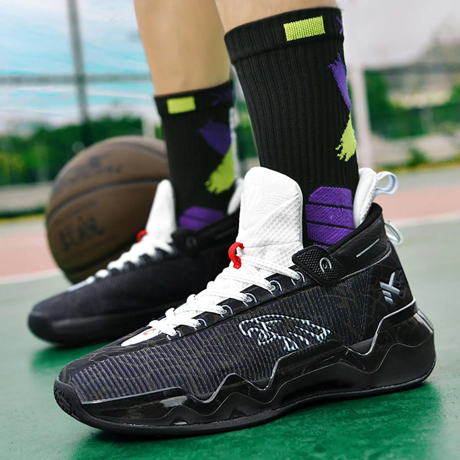 Men's Fluorescent Basketball Shoes Fashion Sneakers Indoor and Outdoor Basketball Game Training Shoes Women's Outdoor Fitness Running Shoes Men's High Top Basketball Shoes