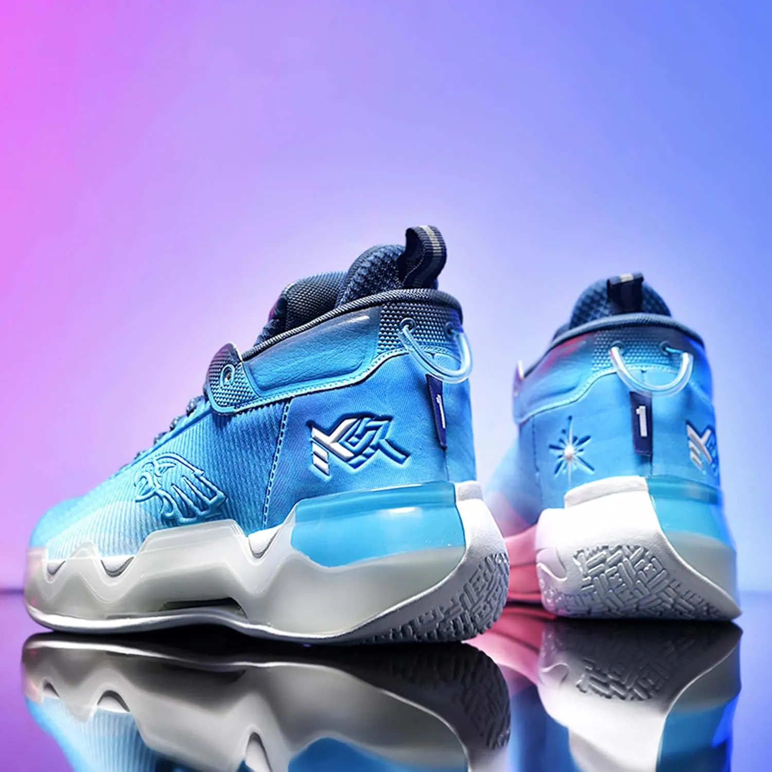 Men's Fluorescent Basketball Shoes Fashion Sneakers Indoor and Outdoor Basketball Game Training Shoes Women's Outdoor Fitness Running Shoes Men's High Top Basketball Shoes
