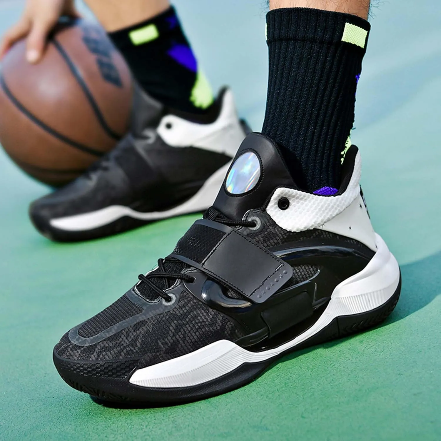Men's Fluorescent Basketball Shoes Non-Slip Cushioning Youth Training Running Basketball Sneakers Comfortable Breathable Women's Fitness Tennis Basketball Sneakers