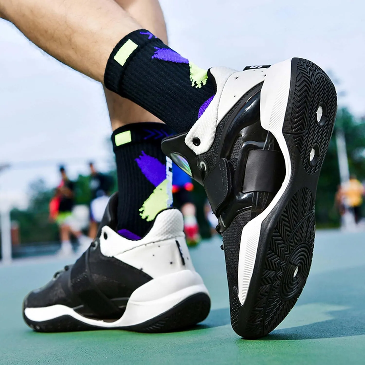 Men's Fluorescent Basketball Shoes Non-Slip Cushioning Youth Training Running Basketball Sneakers Comfortable Breathable Women's Fitness Tennis Basketball Sneakers