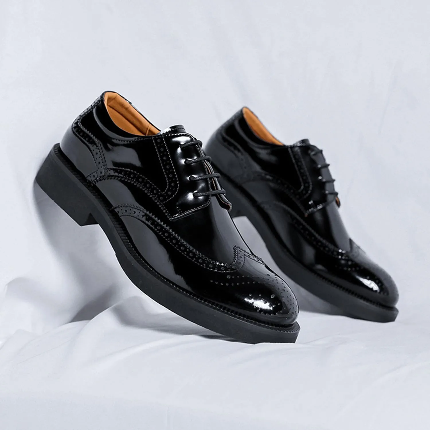 Men's Lace-ups Business Oxfords Formal Dress Shoes Black Patent Leather Brogue Derbys Shoes for Men