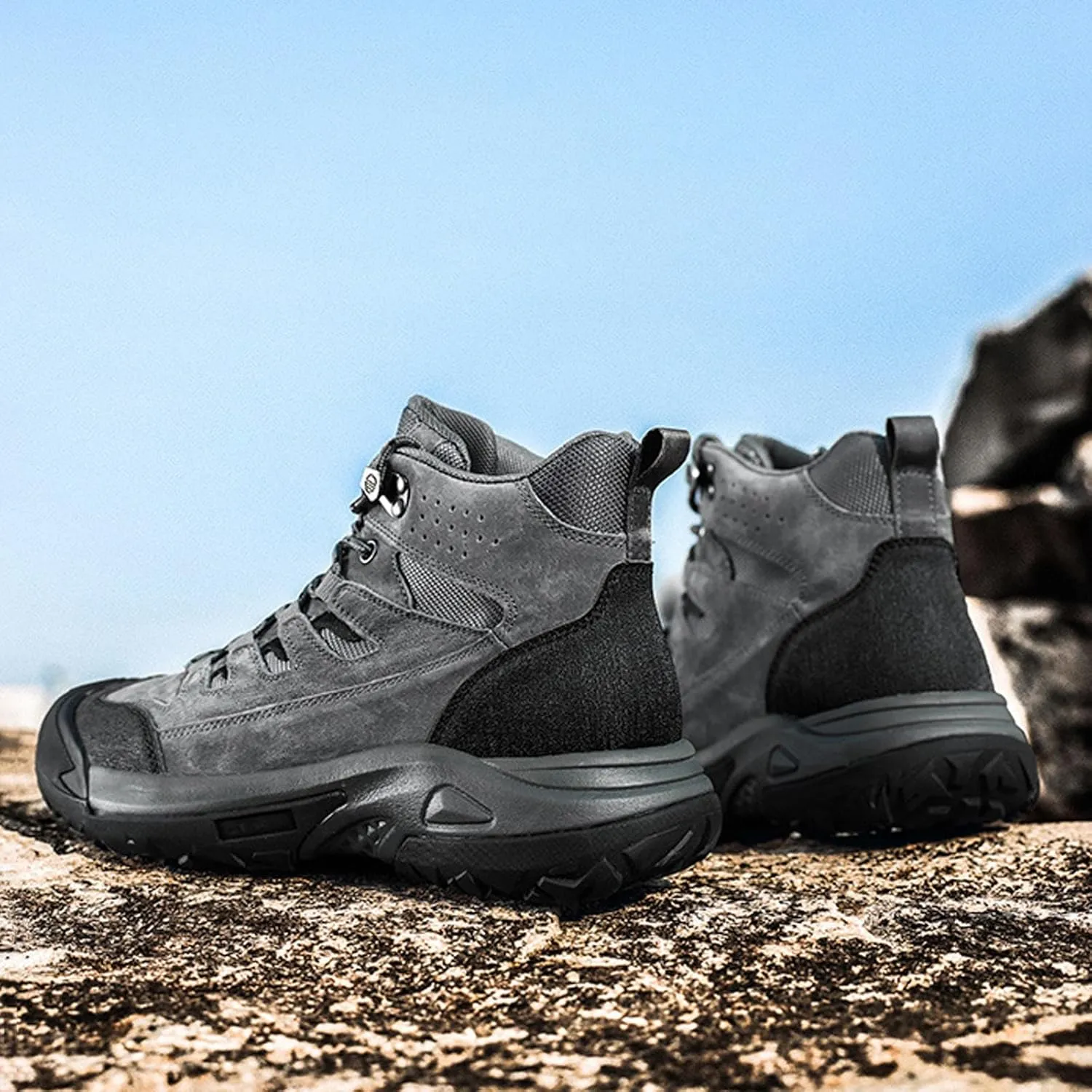 Men's Leather Suede Waterproof Hiking Ankle Boots Fall Winter Breathable Non-Slip Round Toe Lace-up Lug Sole Outdoor Chukka Boots for Walking Working Daily Wear