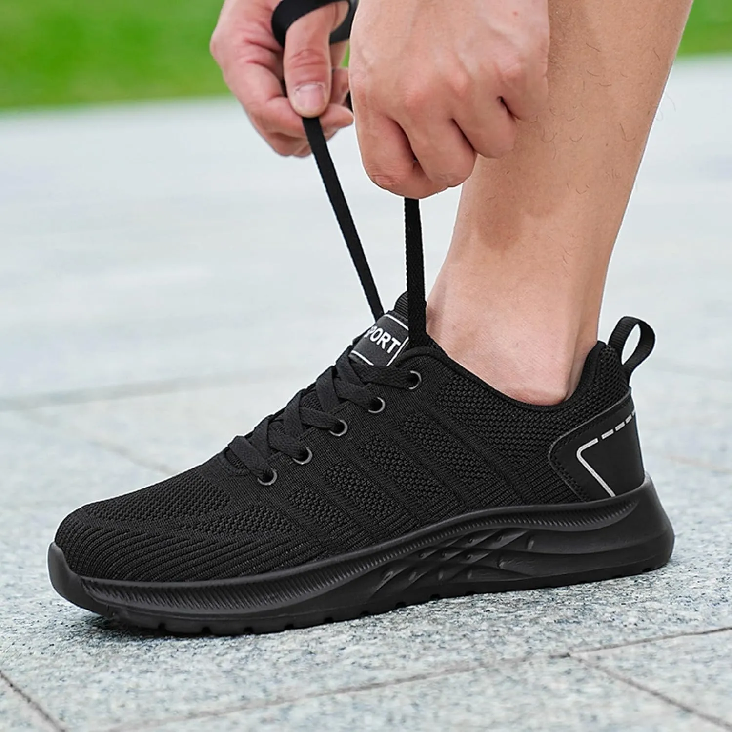 Men's Non Slip Barefoot Minimalist Shoes Lace Up Lightweight Breathable Fashion Sneaker Non Slip Walking Shoes