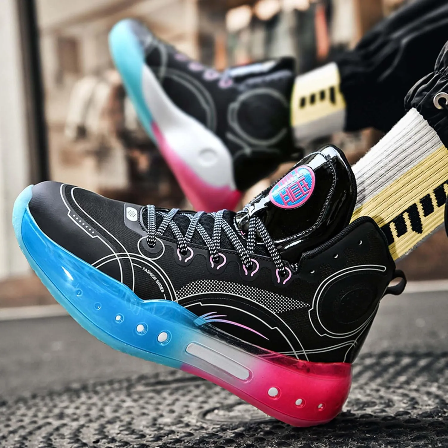 Men's Professional High Top Basketball Shoes Outdoor Anti-Slip Cushioning Teenage Sports Running Training Shoes Women's Fashion Sports Basketball Shoes Casual Walking Sports Men's/Women's Shoes