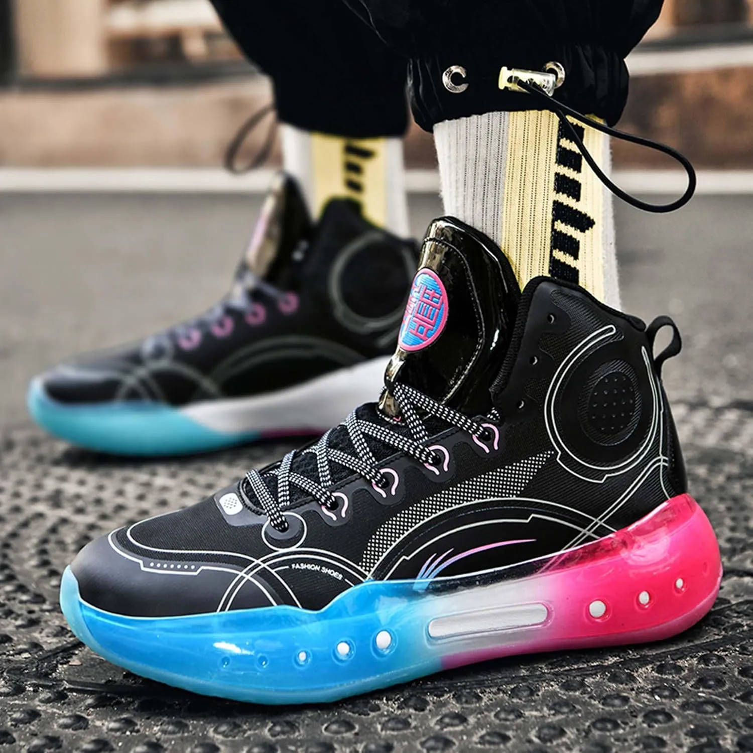 Men's Professional High Top Basketball Shoes Outdoor Anti-Slip Cushioning Teenage Sports Running Training Shoes Women's Fashion Sports Basketball Shoes Casual Walking Sports Men's/Women's Shoes
