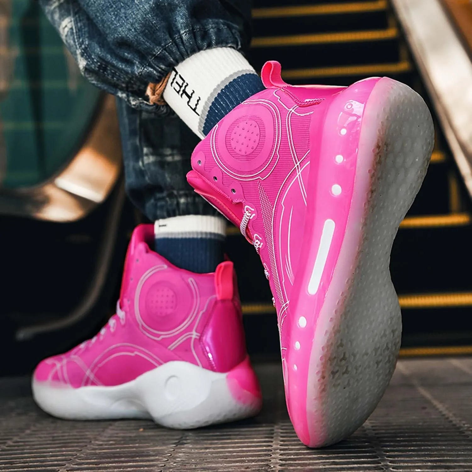 Men's Professional High Top Basketball Shoes Outdoor Anti-Slip Cushioning Teenage Sports Running Training Shoes Women's Fashion Sports Basketball Shoes Casual Walking Sports Men's/Women's Shoes