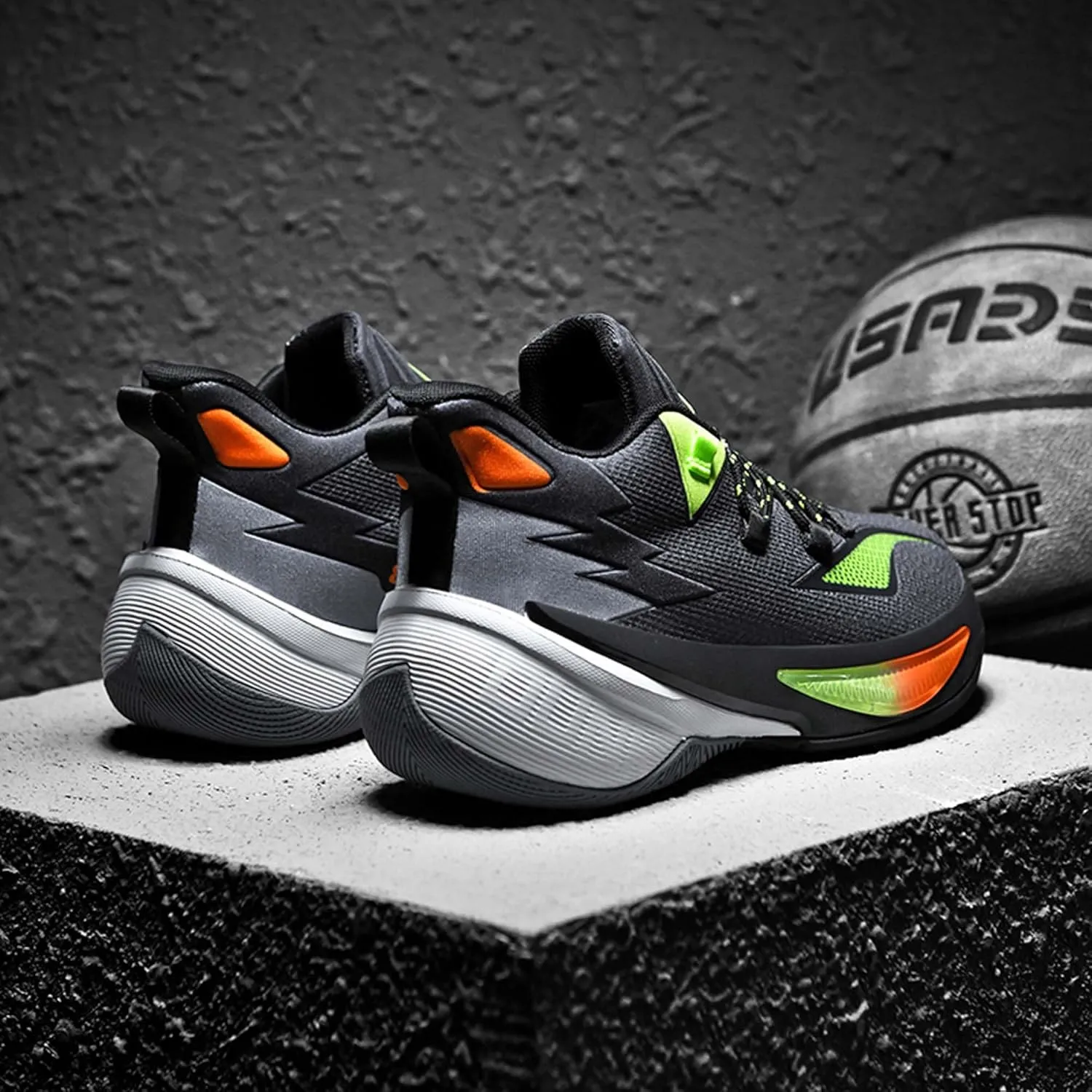Men's Professional Match Basketball Shoes Street Combat Basketball Sneakers Women's Non-Slip Breathable Casual Sneakers Arch Support Walking Shoes