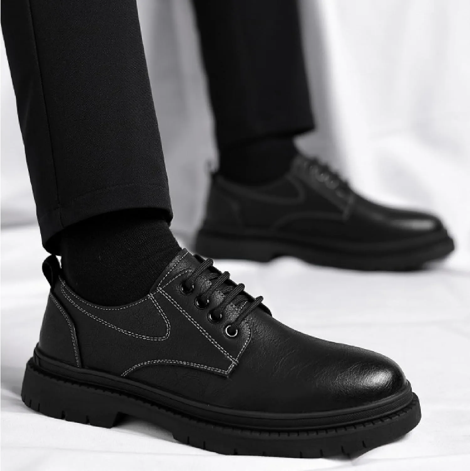 Men's Soft Leather Low Heel Lace Up Oxfords Classic Comfort Round Toe Low-Top Lug Soft Bottom Business Dress Derby Shoes Breathable Anti-Slip Work Office Casual Shoes
