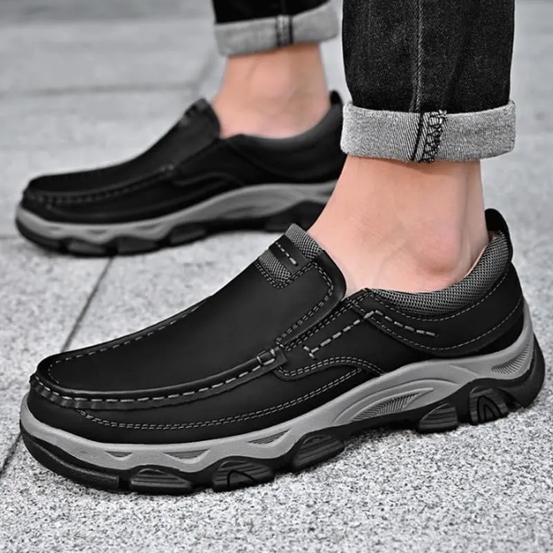 Men's Two-Tone Leather Loafers Color-Blocked Design with Rubber Traction Sole for Urban Street Style and Music Festivals