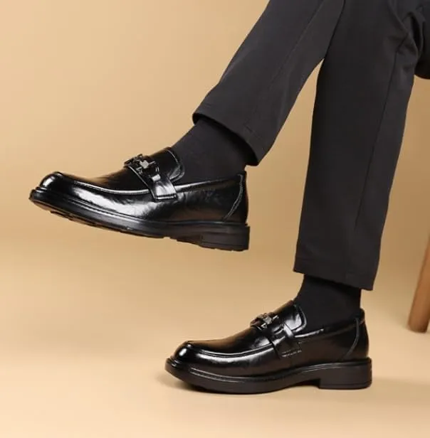 Men’s Wingtip Pointed Toe Oxfords Mens Slip-On Leather Dress Shoes Breathable Leather Brogue Shoes
