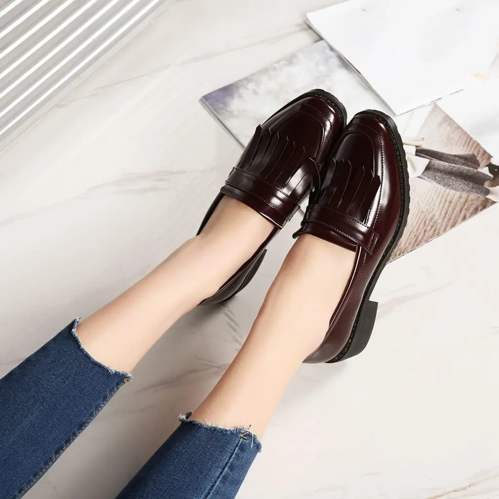 MIOKE Women's Classic Penny Loafers Pointed Toe Patent Leather Slip On Low Heel Western School Oxford Shoes
