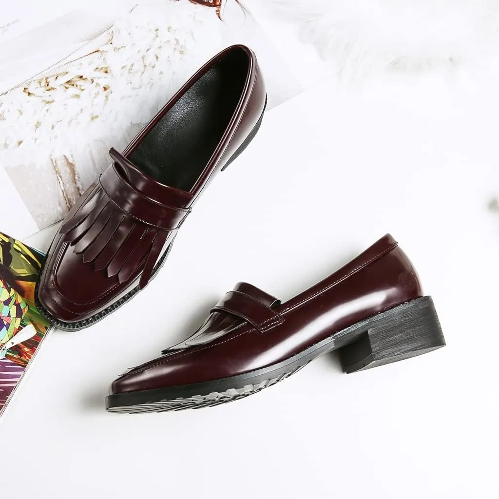 MIOKE Women's Classic Penny Loafers Pointed Toe Patent Leather Slip On Low Heel Western School Oxford Shoes