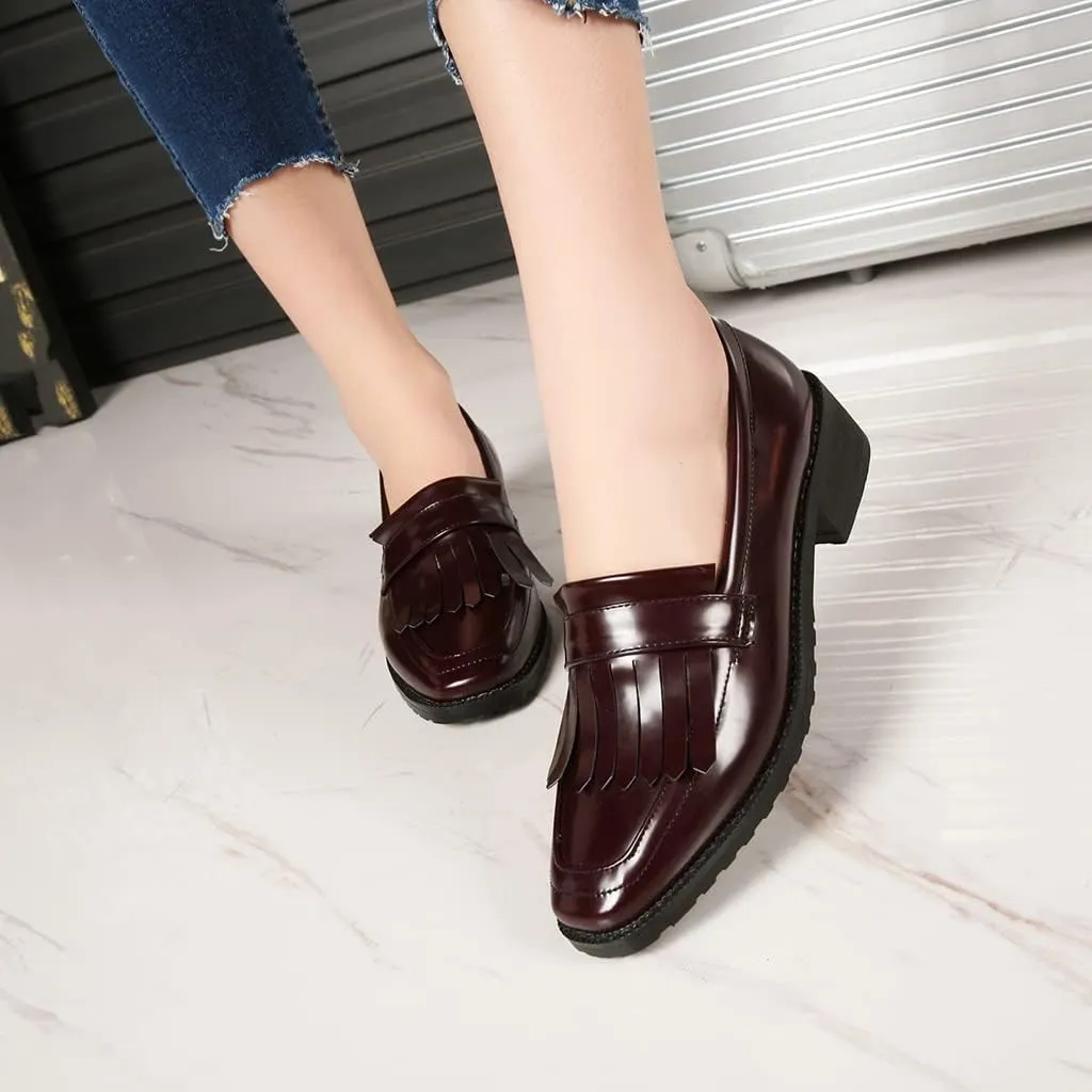 MIOKE Women's Classic Penny Loafers Pointed Toe Patent Leather Slip On Low Heel Western School Oxford Shoes