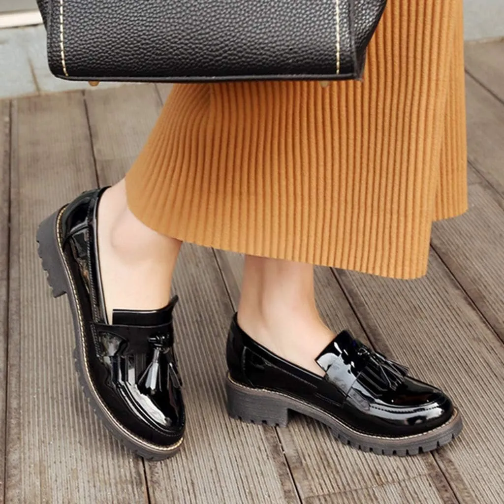 MIOKE Women's Classic Slip On Tassel Penny Loafers Patent Leather Flat Low Heel Fringed School Oxford Shoes