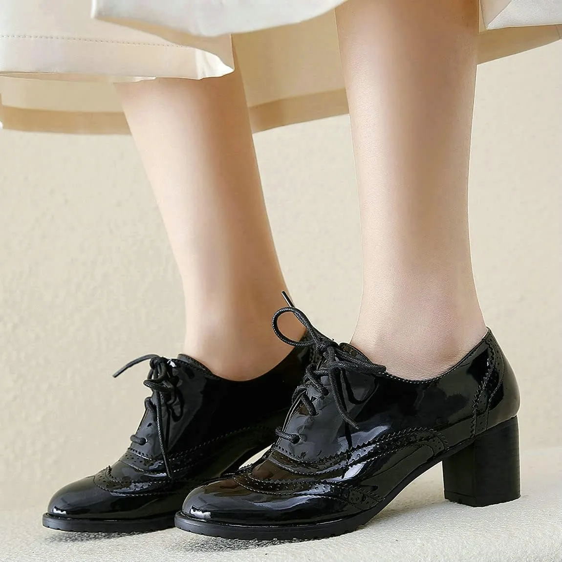 Trendenzy Womens Lace Up Wingtip Oxford Shoes Vintage Chunky Loafers Patent Block Heel Pump