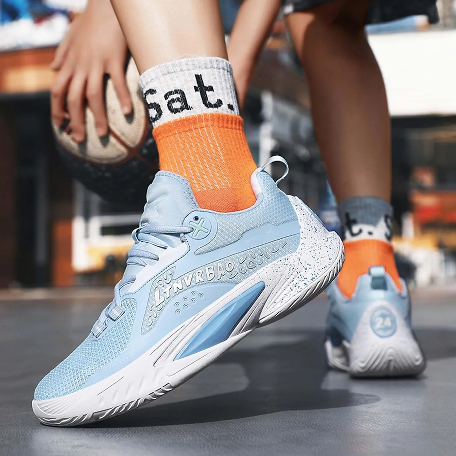 Unisex Fashion Basketball Shoes Breathable Mesh Sneakers Street Personalized Trend Basketball Sneakers Indoor and Outdoor Anti-Slip Cushioning Running Training Shoes