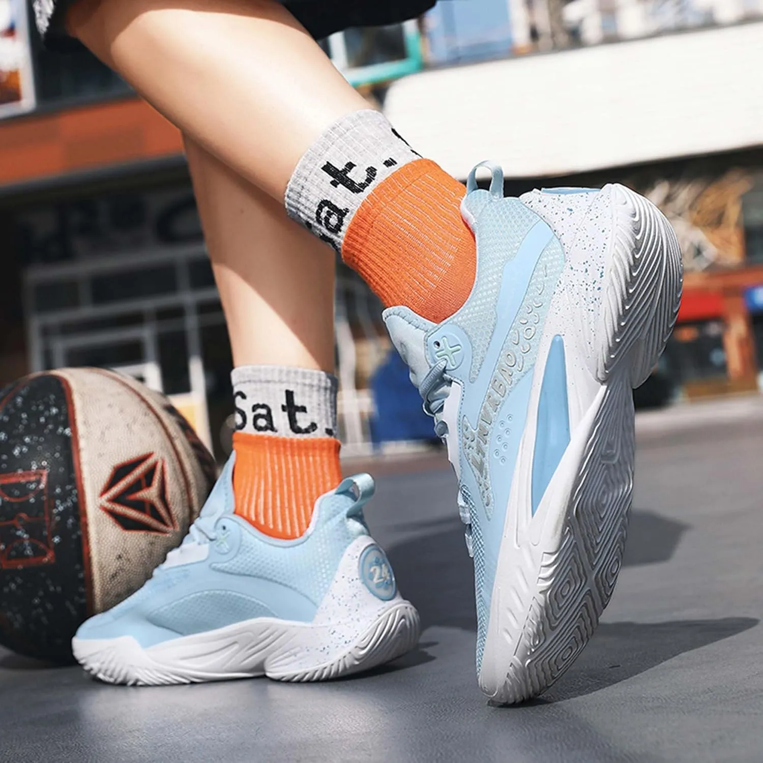 Unisex Fashion Basketball Shoes Breathable Mesh Sneakers Street Personalized Trend Basketball Sneakers Indoor and Outdoor Anti-Slip Cushioning Running Training Shoes
