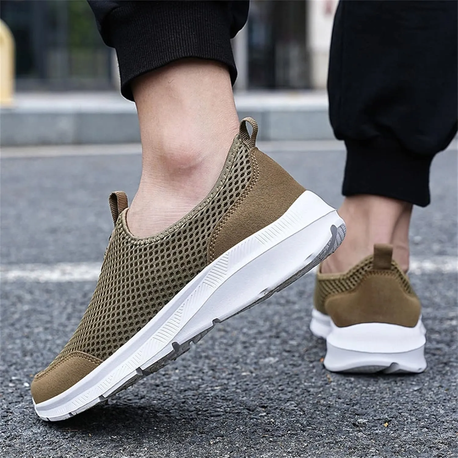 Women's Mesh Lace Lightweight Low-Cut Sneakers, Casual Tennis Shoes, Non-Slip, Fashionable，Comfortable，Breathable Knitted Socks Shoes