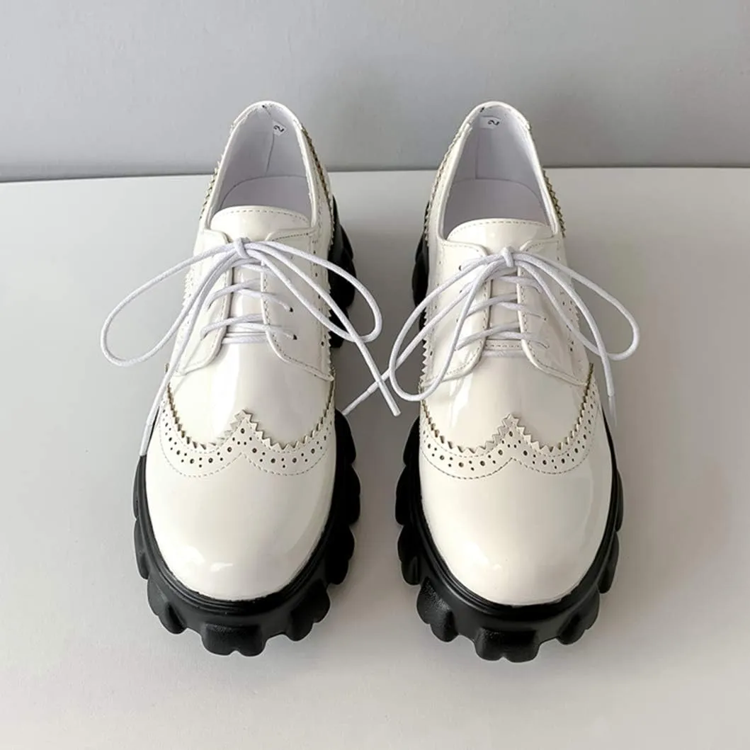 Womens Vintage Wingtip Oxfords Patent Leather Lace Up Brogues Shoes Platform Pumps with Chunky Heeled